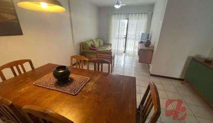 Apartamento em Meia Praia  -  Itapema