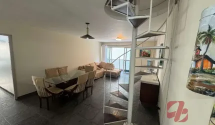 Apartamento em Meia Praia  -  Itapema