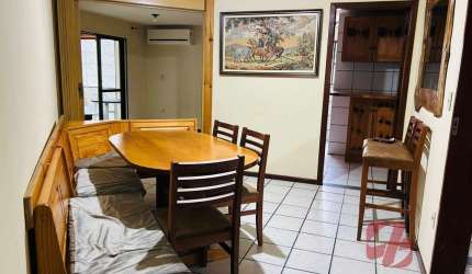 Apartamento em Meia Praia   -  Itapema