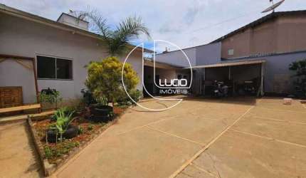 Casa com 3 quartos à venda na Rua PP 1, Parque dos Pirineus, Anápolis, 170 m2 por R$ 500.000
