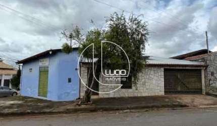Casa com 4 quartos à venda na Avenida Belo Horizonte, Vila Nossa Senhora D'Abadia, Anápolis, 249 m2 por R$ 450.000