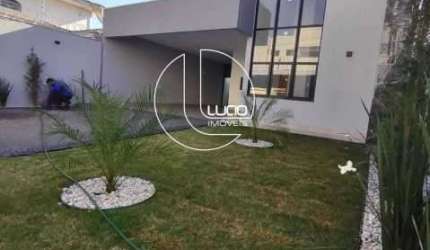 Casa com 3 quartos à venda na Rua E, Cidade Jardim, Anápolis, 155 m2 por R$ 890.000