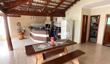 Casa com 4 quartos à venda na Rua A, Antônio Fernandes, Anápolis, 199 m2 por R$ 750.000
