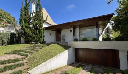 Casa com 3 quartos de 376m² no Vista Alegre- Curitiba/Pr