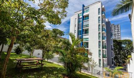 Apartamento no Mercês de 197 m² com 2 quartos  - 210366-I2
