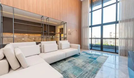 Apartamento com 2 quartos no bairro Batel, próximo a Praça do