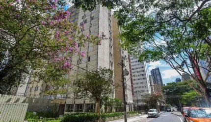 Apartamento com 3 dormitórios para alugar por R$ 2.700/mês - B