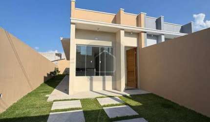 Casa Nova à Venda no Golfinho