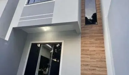 Sobrado com 70 m² com 2 quartos e duas suítes - Bairro Schramm - São Bento do Sul - SC