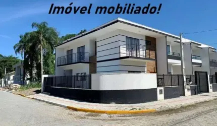 Sobrado a com 151 m² com 3 Suítes - Centro - Balneário Piçarras - SC