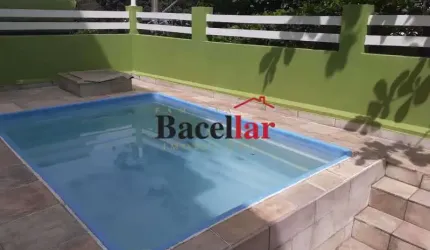 Casa em condomínio fechado com 6 quartos à venda na Rua São Miguel, Tijuca, Rio de Janeiro, 132 m2 por R$ 900.000