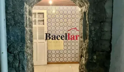 Casa com 9 quartos à venda na Rua Bambina, Botafogo, Rio de Janeiro, 292 m2 por R$ 900.000