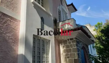 Casa com 4 quartos para alugar na Rua Marechal Trompowsky, Tijuca, Rio de Janeiro, 160 m2 por R$ 4.000