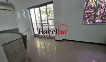 Apartamento com 3 quartos à venda na Rua Adalberto Aranha, Vila Isabel, Rio de Janeiro, 50 m2 por R$ 599.999