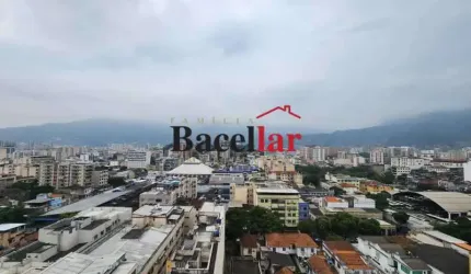 Apartamento com 2 quartos à venda na Rua Senador Nabuco, Vila Isabel, Rio de Janeiro, 75 m2 por R$ 274.999