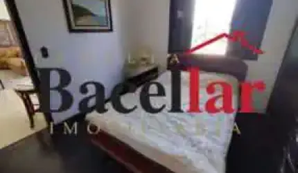 Chácara / sítio com 4 quartos à venda na Rua Garibaldi, Vale dos Pinheiros, Nova Friburgo, 192 m2 por R$ 990.000