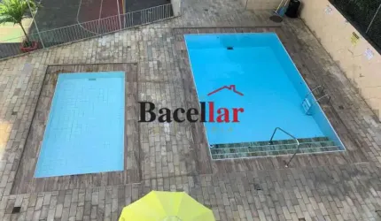 Apartamento com 2 quartos à venda na Rua Senador Nabuco, Vila Isabel, Rio de Janeiro, 70 m2 por R$ 300.000