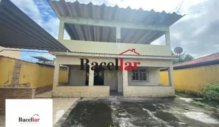Casa em condomínio fechado com 2 quartos à venda na Rua Marília, Jardim Leal, Duque de Caxias, 200 m2 por R$ 570.000