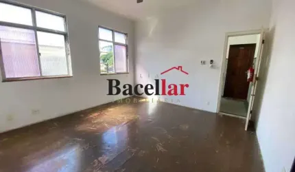 Apartamento com 3 quartos à venda na Rua dos Araujos, Tijuca, Rio de Janeiro, 102 m2 por R$ 389.999