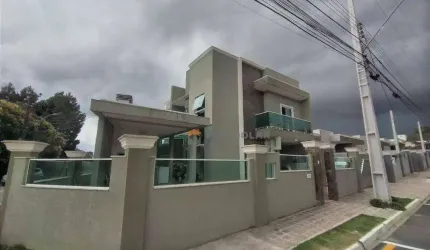Sobrado com 3 dormitórios à venda, 114 m² por R$ 1.100.000,00 - Centro - Araucária/PR