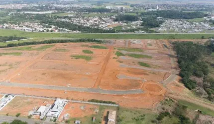 Condomínio Clube próximo ao CENTRO de PINDAMONHANGABA | Facilitado | Obras em conclusão
