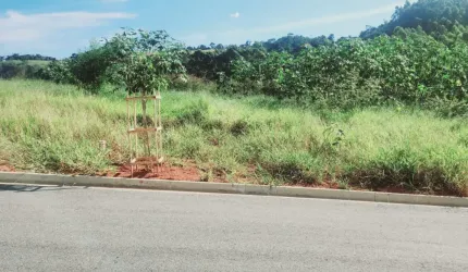 LOTES de 360m² em ATIBAIA com ótima topografia | Ótima localização em Bairro Planejado