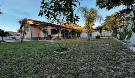 Casa no Lado Praia com Amplo Terreno! 1.000m²