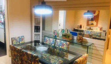 Apartamento 2 dormitórios 2 vagas a 450 metros do Metro Paraiso e 800 metros do Parque da Aclimação