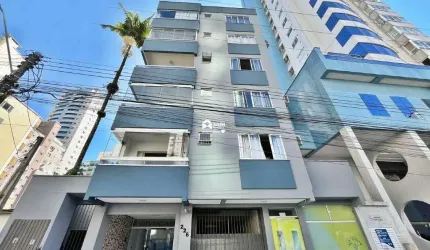 Locação Anual: Apartamento com 2 suítes mobiliado no centro de Balneário Camboriú