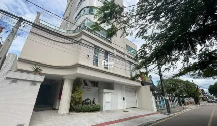 Aluguel anual: Apartamento de 2 suítes em Balneário Camboriú