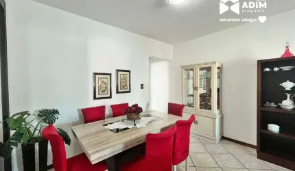 Aluguel Anual: Apartamento mobiliado com 2 quartos sendo 1 suíte na quadra do mar em Balneário Camboriú.