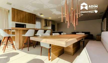 Apartamento no Edifício Brava Beach Aroeira com 03 Suítes na Praia Brava em Itajaí.