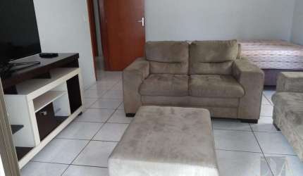 Casa para Temporada em Itapema, Centro, 4 dormitórios, 1 suíte, 2 banheiros, 2 vagas