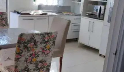 Casa para Venda em Pelotas, Três Vendas, 2 dormitórios, 2 banheiros