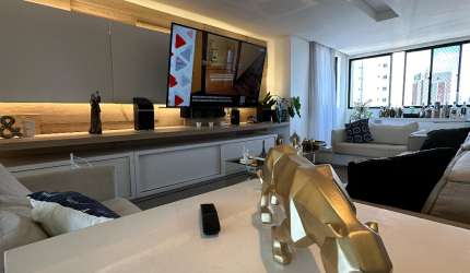 Apartamento 4 suítes; Porteira fechada; Manaira
