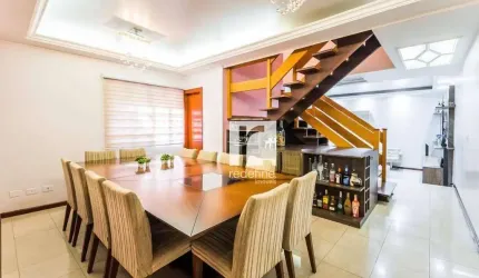 Sobrado impecável com 4 Suítes, 4 vagas e brinquedoteca à venda por R$ 1.700.000 - Saúde - São Paulo/SP