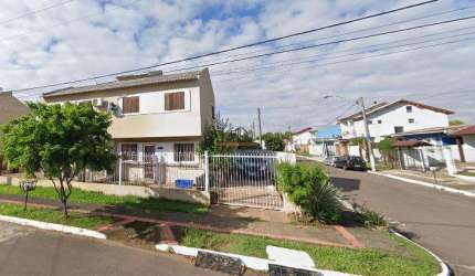 Sobrado localizado no bairro São José/Canoas