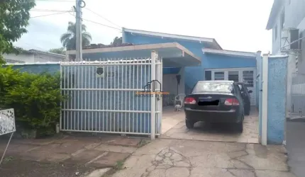 Casa localizada no bairro Piratini/Sapucaia