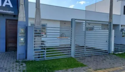 Casa localizada no bairro Guajuviras/Canoas