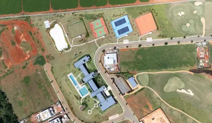 Terreno em condomínio fechado com centro náutico exclusivo e campo de golfe