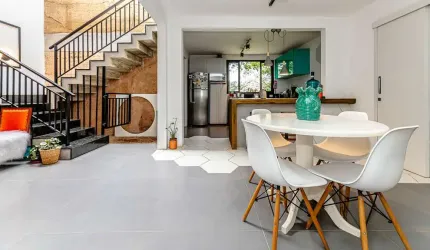 Casa com 3 quartos à venda na Rua Paulo Sérgio Rodrigues, 34, Parque São Jorge, Almirante Tamandaré, 228 m2 por R$ 499.000