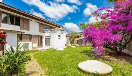 Casa com 5 quartos à venda na Rua Doutor Nelson de Souza Pinto, 480, São Lourenço, Curitiba por R$ 2.500.000