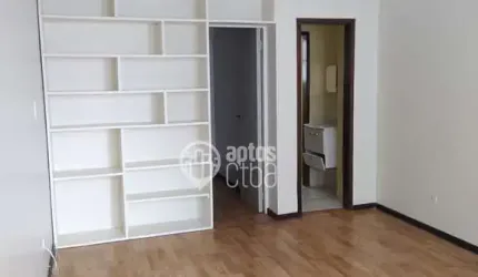 Sala comercial à venda na Rua Cândido de Leão, 45, Centro, Curitiba por R$ 189.000