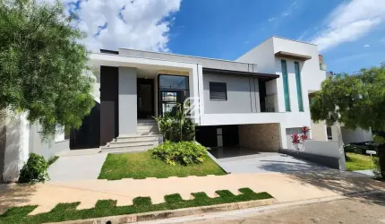 Casa á venda localizada no condomínio Aldeia da Mata na cidade de Votorantim/Sp.