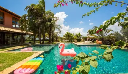 Casa de praia com 4 quartos e ampla área externa em Muriú