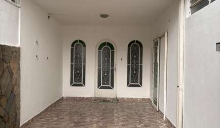 Casa com dois dormitórios