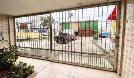 Casa térrea 3 dorms Av. do Cursino | Edícula nos fundos | 4 vagas | ótima localização | residencial ou comercial | Compre alugado