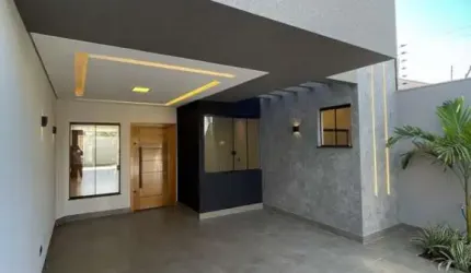 Vende-se Bela Casa Moderna no Jardim Paris II em Maringá