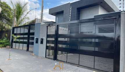 Vende-se Linda Casa Moderna no Jardim Panorama em Sarandi