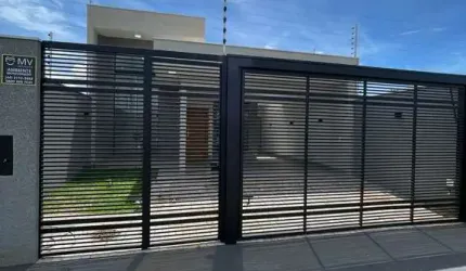 Vende-se Casa Espaçosa no Bom Jardim em Maringá